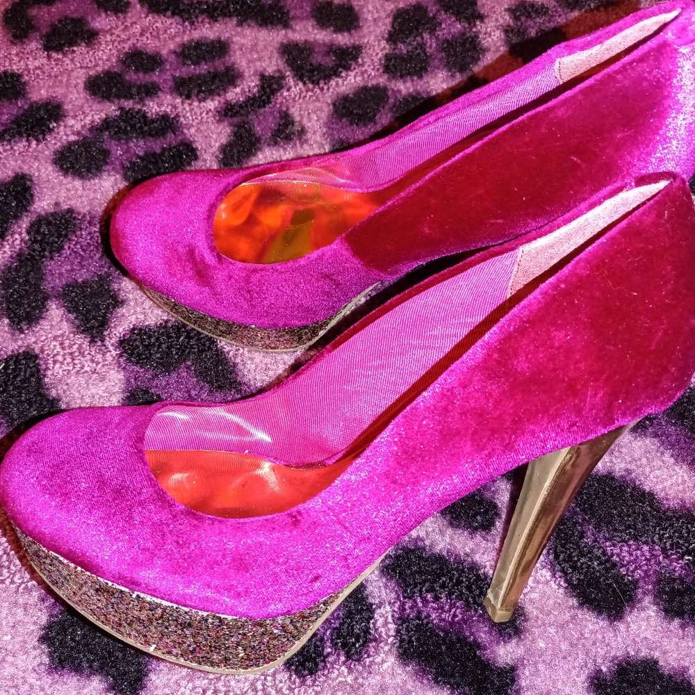 G by Guess 5" Heels